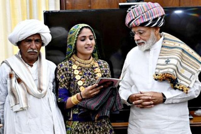 Geeta Rabari with Narendra Modi