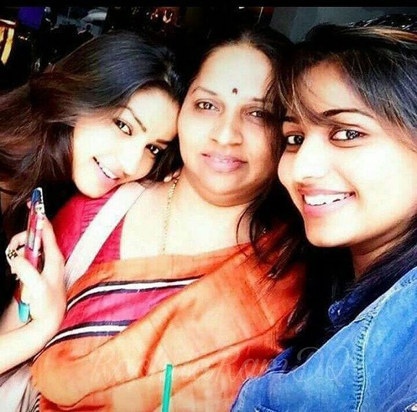 Rachita Ram with her sister and mother