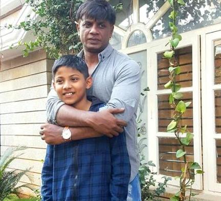 Duniya Vijay with his Son