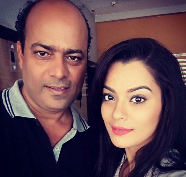 Nidhi Jha with her Father