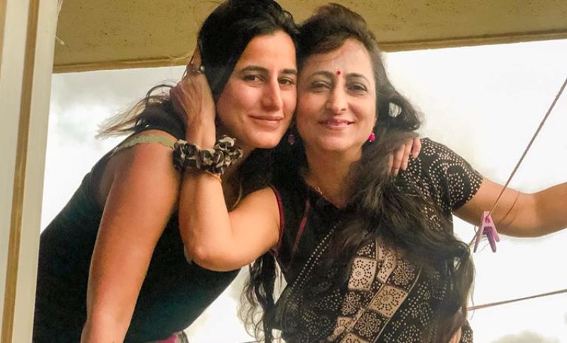 Saloni Chopra with her Mother
