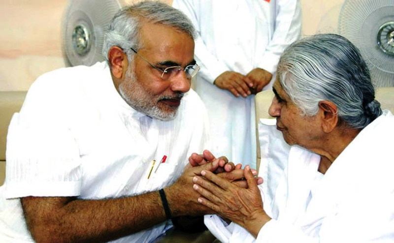 Dadi Janki with the Prime Minister Narendra Modi