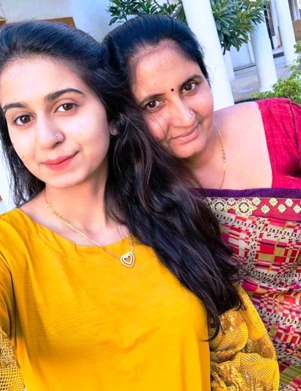 Kinjal Dave with Her Mother