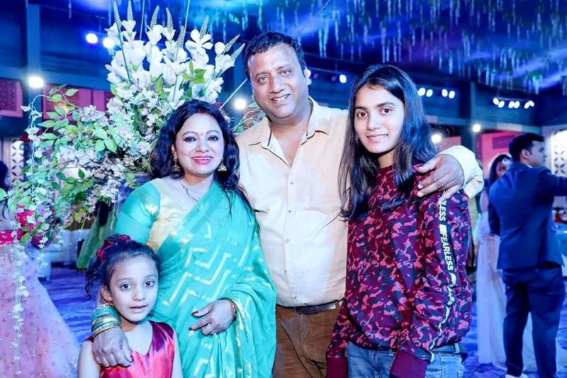 Meena Rana With her Family
