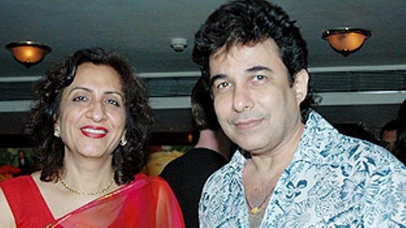 Deepak Tijori with his Wife