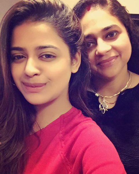 Riva Kishan with her mother