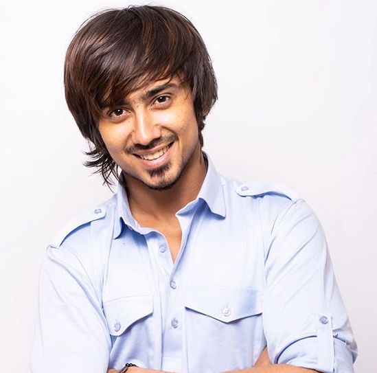 Adnaan Shaikh Age, Girlfriend, Wife, Family, Biography » StarsUnfolded