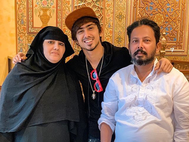 Adnaan Shaikh with his family