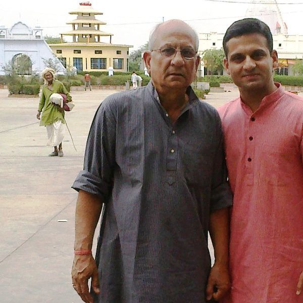 Nishant Chaturvedi With His Father