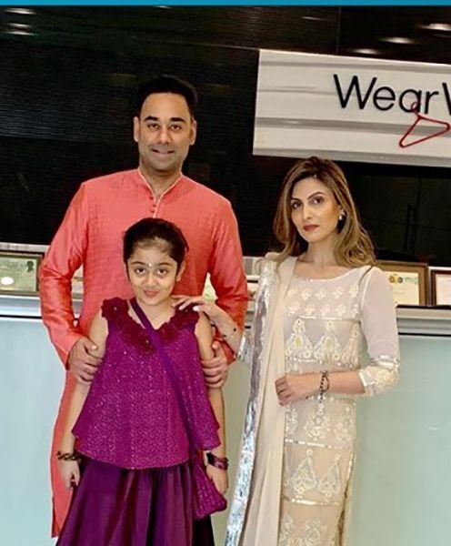 Bharat Sahni with his Wife and Daughter