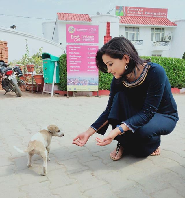 Meenakshi Kandwal, an avid dog lover