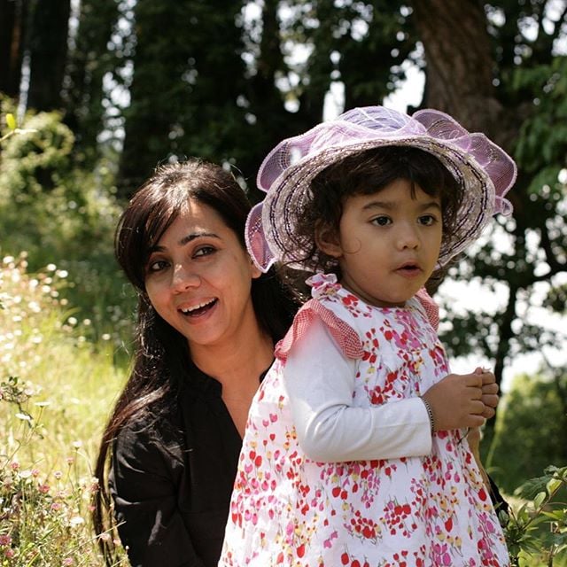 Naghma Sahar with her daughter