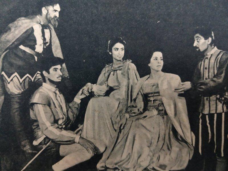 Teji Bachchan (3rd from right) and Amitabh Bachchan in the Play Othello