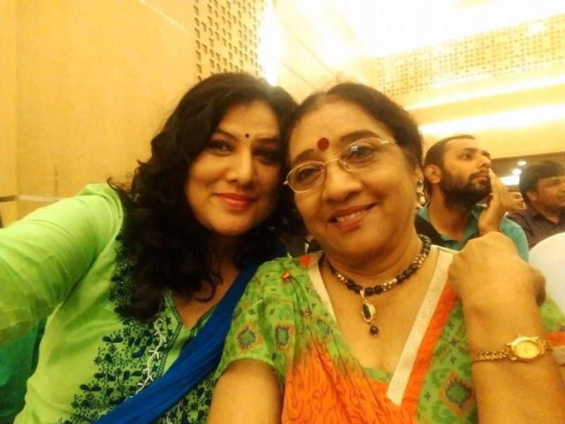 Pinky Parikh With Her Mother