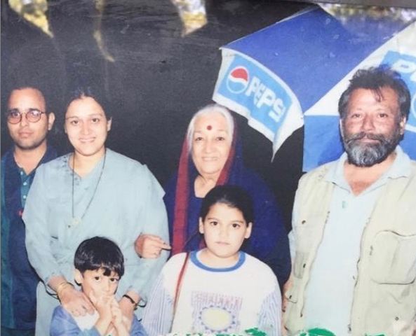 Sanah Kapoor with her family