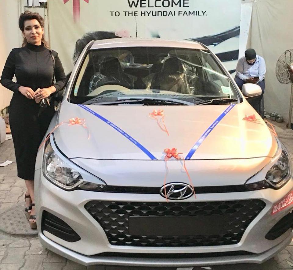 Shaziya Nisar with her car 