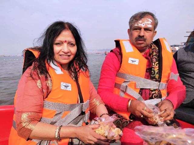 BJP Chief Adesh Kumar Gupta with his wife in Varanasi