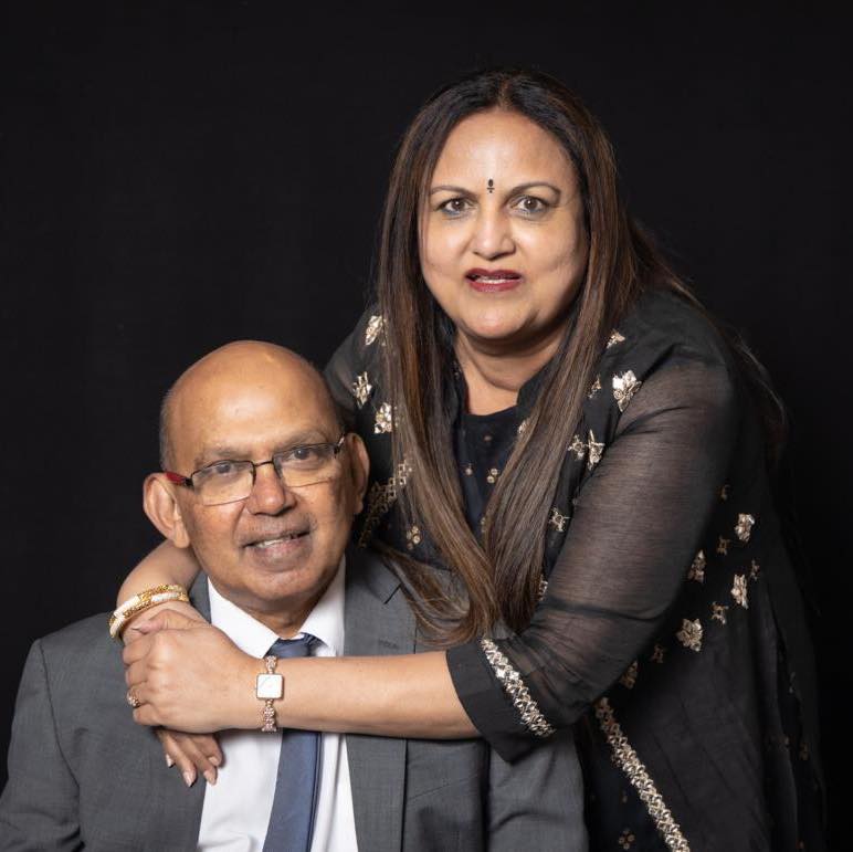  Nisha Mavani parents 
