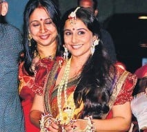 Priya Balan with her sister