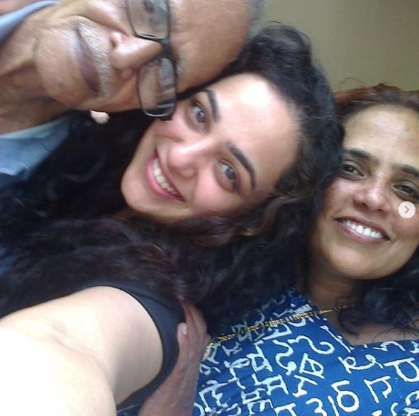 Nithya Menen with her mother and her grandfather