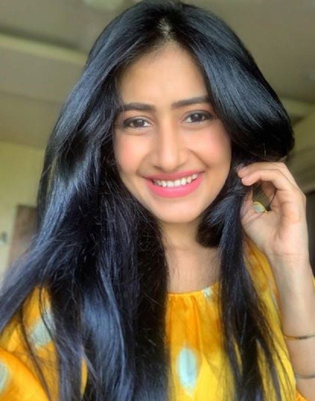 Dhanashree Verma Yujvendra Chahal Wife Wiki Age Height Figure  Profession Net Worth Family Husband And Biography  Celebsunfolded