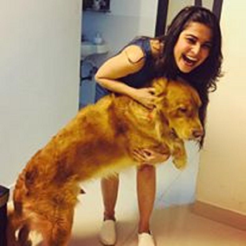 Harsha Khandeparkar With Her Pet Dog