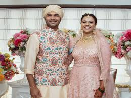 Rohit Saroha and his wife