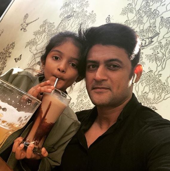 Manav Gohil and his daughter
