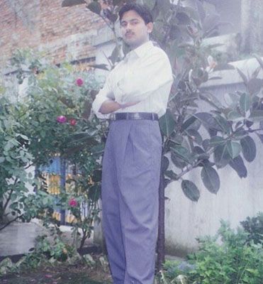 Manoj Muntashir in his College Days