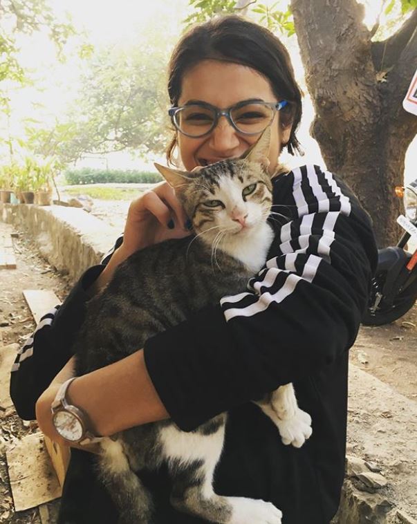 Arushi Chawla loves cats