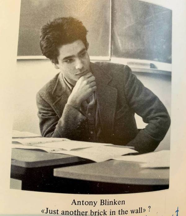 Antony Blinken pictured in the 1980 year book of the École Jeannine Manuel