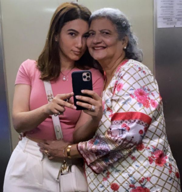 Gauahar Khan with her mother