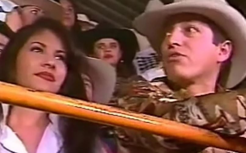 Selena in Dos Mujeres, Un Camino (1993)