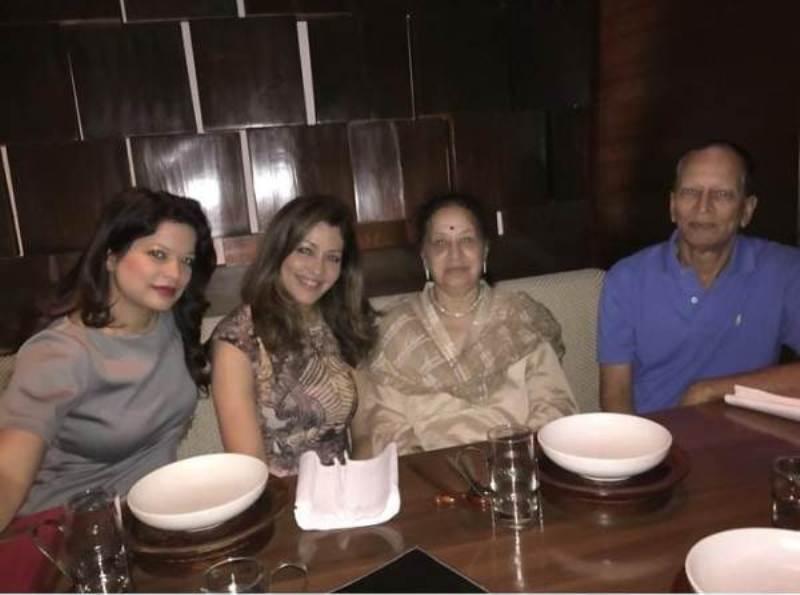 Aditi with her parents and sister Arzoo Govitrikar
