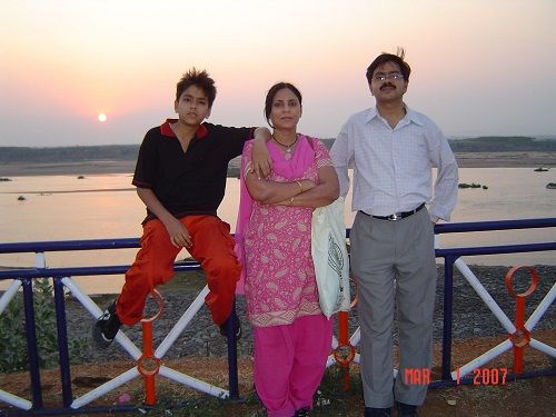An Old Picture of Adarsh Gourav with his Parents