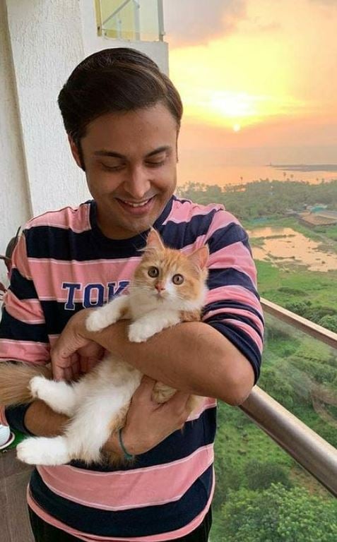 Anant Tyagi with his pet cat