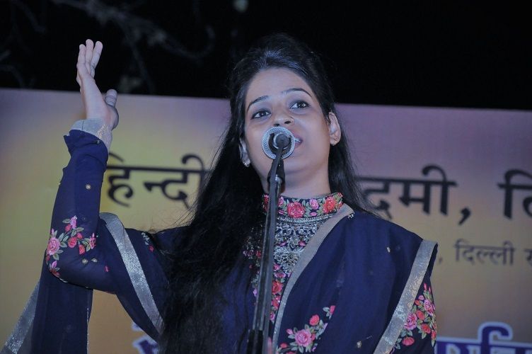 Manisha Shukla in a Poetry Event