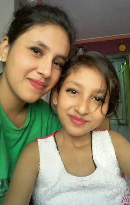 Anchal Sahu with her sister Anjali Sahu
