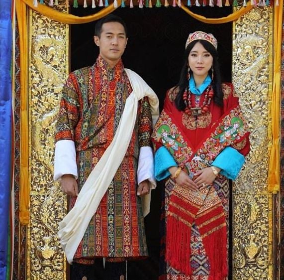 Thinlay Norbu with his wife