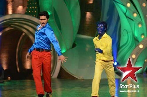 Karan Khanna performing in Just Dance