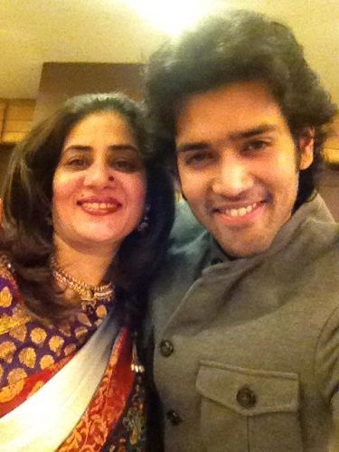 Karan Khanna with his mother