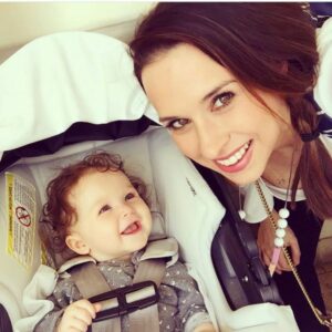 Lacey Chabert Height, Age, Boyfriend, Husband, Family, Biography & More