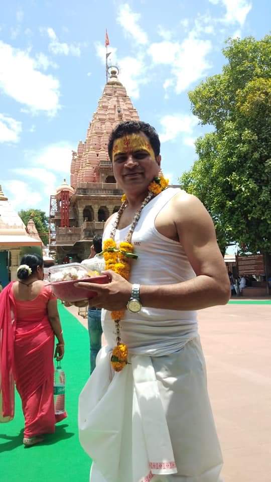 Vikas Sharma outside Mahakaleshwar Temple
