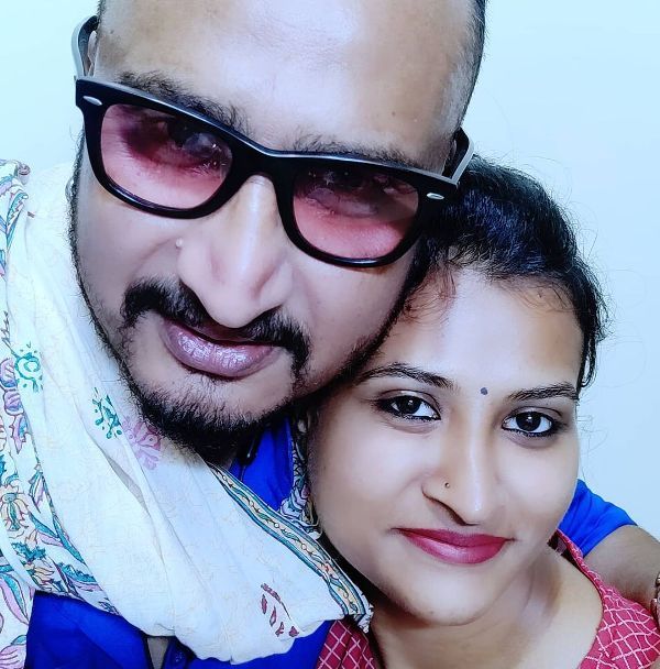 Awdhesh Mishra with her daugther- Sakshi Mishra