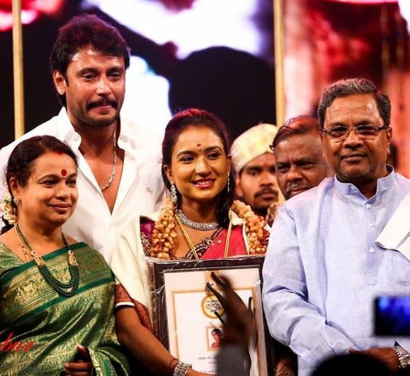 Nirmala Channapa with her Best Actress State Award