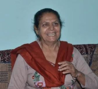 Rashmi Tyagi mother