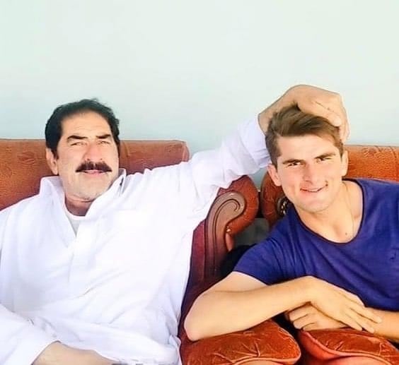 Shaheen Afridi with his father