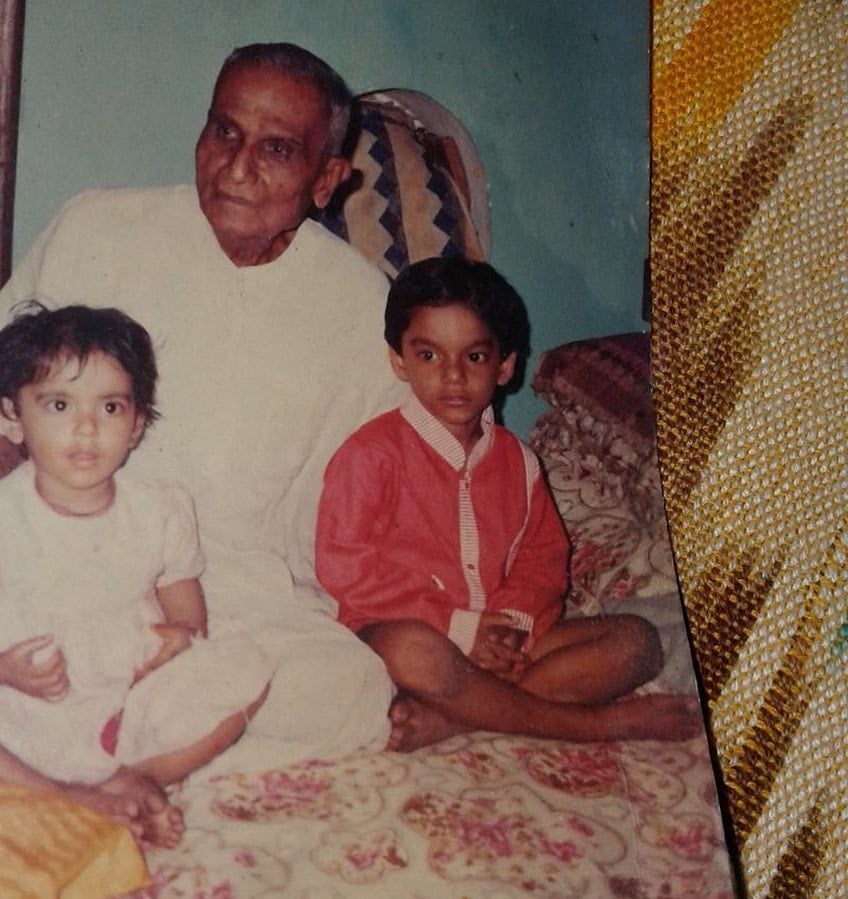 Sneha Paul's childhood image with her grandfather and brother