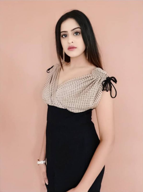 Yamini Singh Height, Age, Boyfriend, Family, Biography & More ...