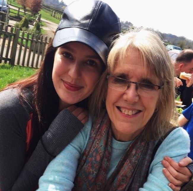 Isabelle Kaif with her mother